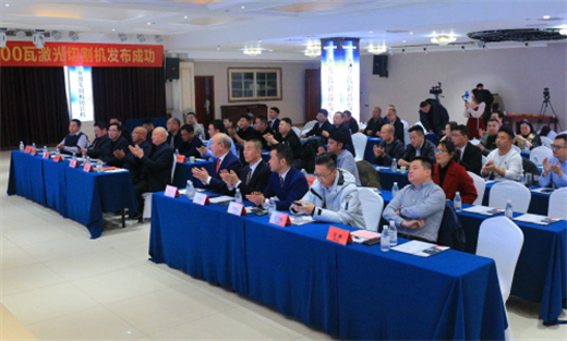 力星激光首台80000瓦12米双平台激光切割机全球震撼发布！(图2)