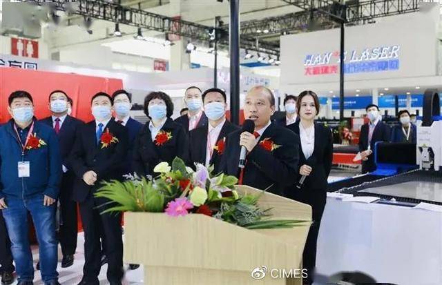 SuperSmart！大族激光SF系列光纤激光切割机全球首发(图3)