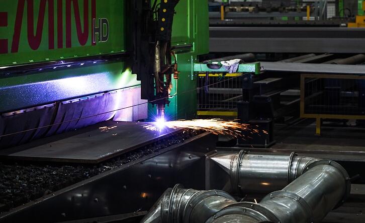 数控激光切割机是什么：激光切割机器简介(图1)