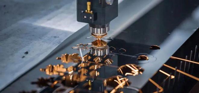 小幅面精密激光切割机：切割精度允许误差直接影响加工质量(图1)