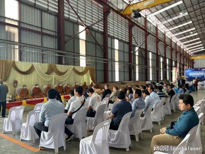 奔腾激光60kW激光切割机冲出国门走进泰国(图5)